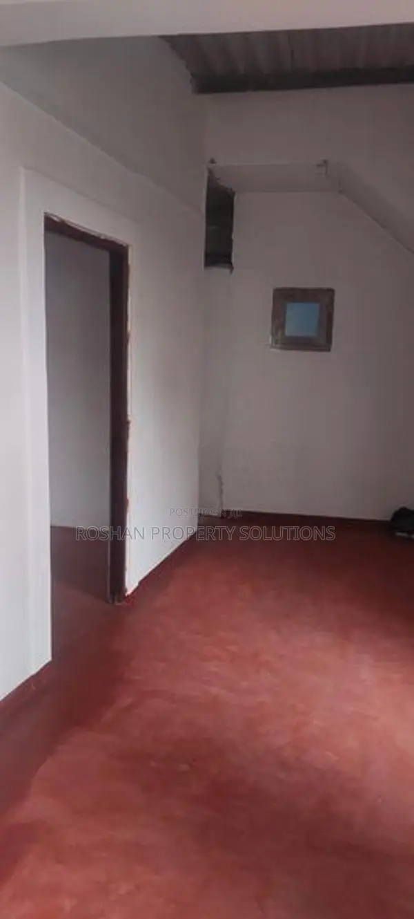 Uspair house for rent in Mount lavinia