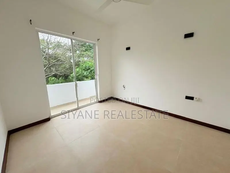 Beautiful House For Sale Thalawathugoda,Kalalgoda