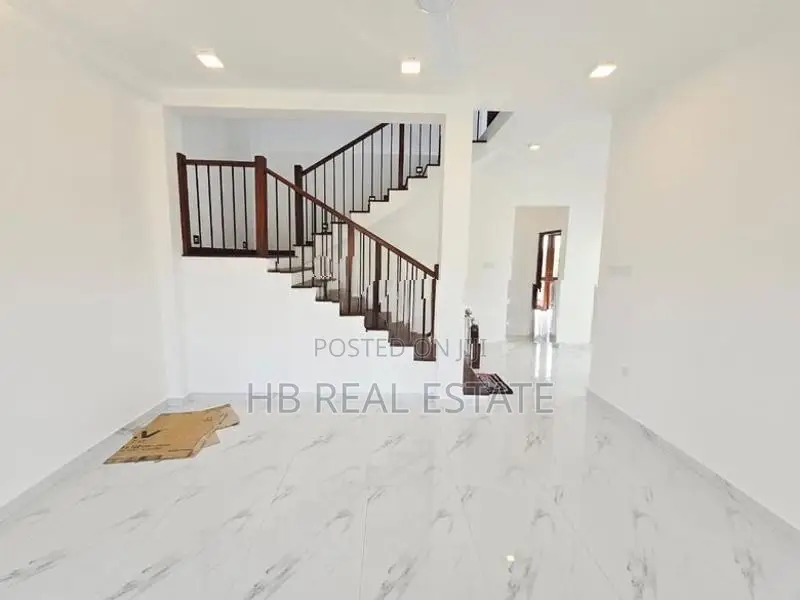 Newly Build Luxury Three Storey House for Sale Polgasowita