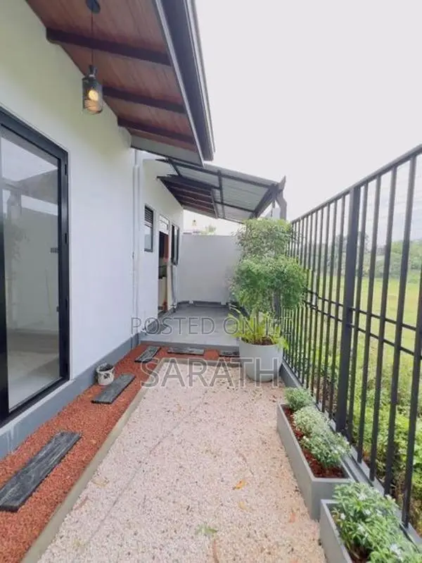 Single Storied Modern Brand New House In Athurugiriya
