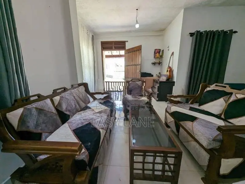 House For Sale In UDUGAMPOLA