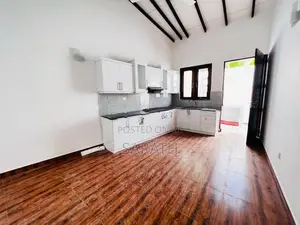 3 Bed With Brand New House In Athurugiriya