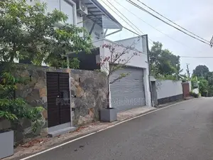 thalawathugoda newly built for sale