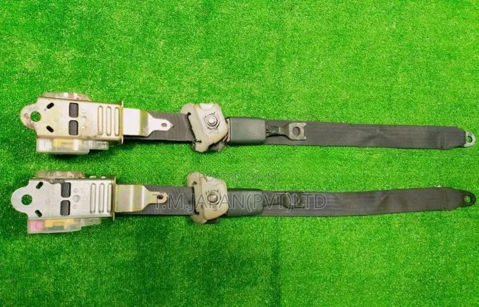 Toyota Duet M100 Seat Belt
