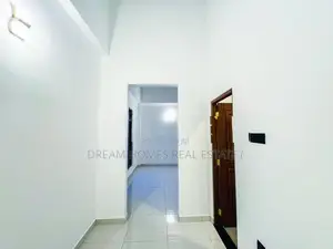 Modern Charm House in Athurugiriya