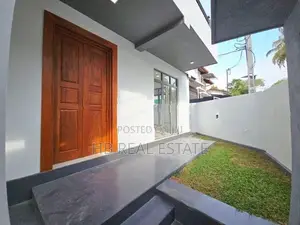 Newly Build Luxury Three Storey House for Sale Honnanthara