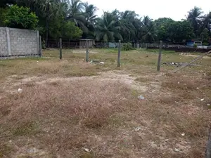 HHL1083 - Land for Sale in Karuvappankerny