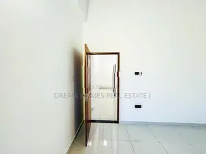 Modern Charm House in Athurugiriya