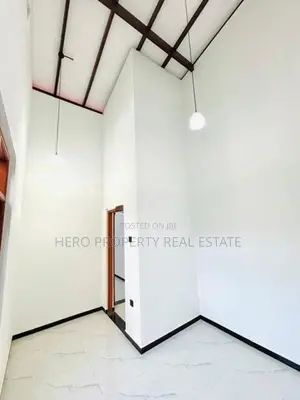 (NSA2602-006) Elegant Luxury House for Sale in Athurugiriya