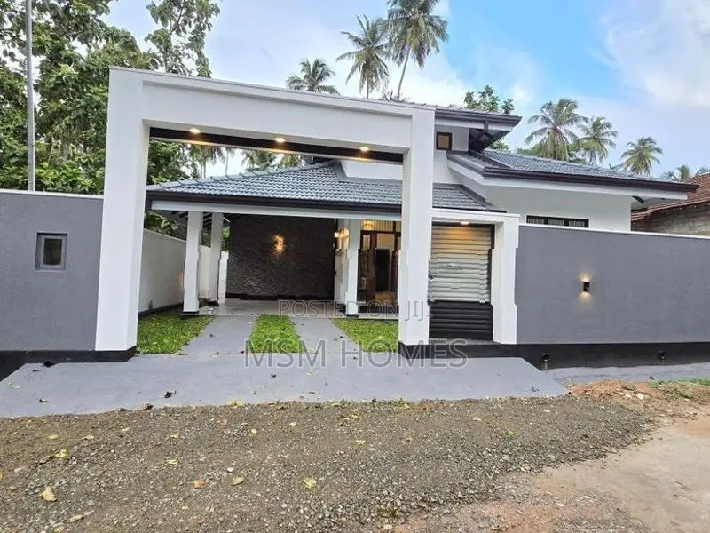 Brand New House For Sale in Negombo