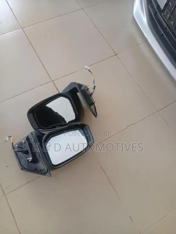 Mitsubishi Attrage Mirror