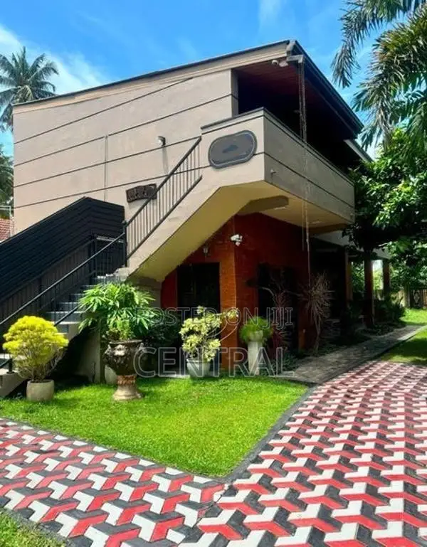 HOTEL AND HOUSE FOR SALE IN NEGOMBO (C7-9476)