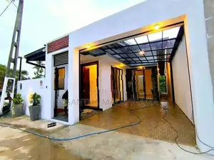 Modern Luxury Single Storey House for sale in Athurugiriya