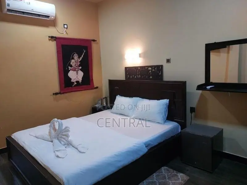 HOTEL AND HOUSE FOR SALE IN NEGOMBO (C7-9476)