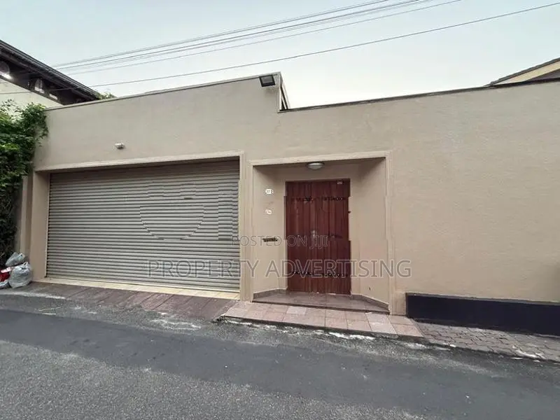 15 P house for sale in colombo 6
