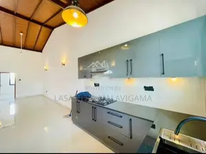 Modern Luxury Single Storey House for sale in Athurugiriya