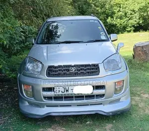 Toyota RAV4 L Grade 2L Reg 2005 2000