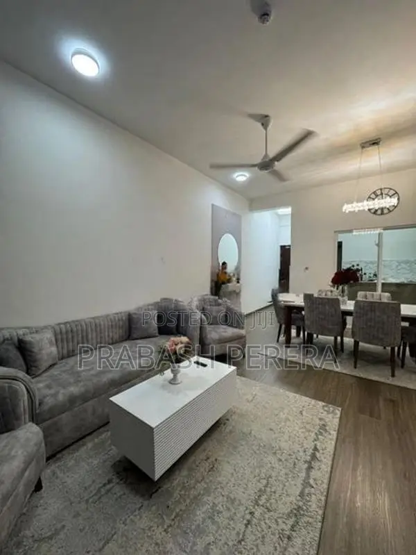 Brand New 3 Bed Apartment for Sale in Kahathuduwa