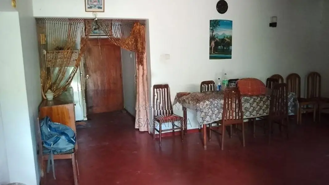 Galle Pinnaduwa Prime Location 40 Perches Land With House For Sale
