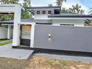 Sitting, Dining, Living Area With Brand New House For Sale in Negombo