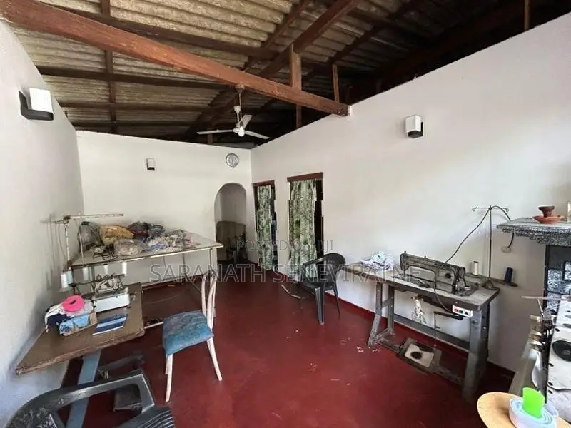 House in Maharagama - 150 meters to High-Level Rd
