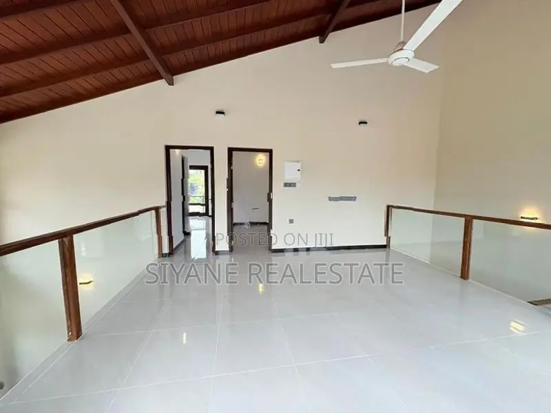 Luxury House For Sale Battaramulla