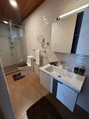 Beautiful Luxury Residence For Sale Battaramulla