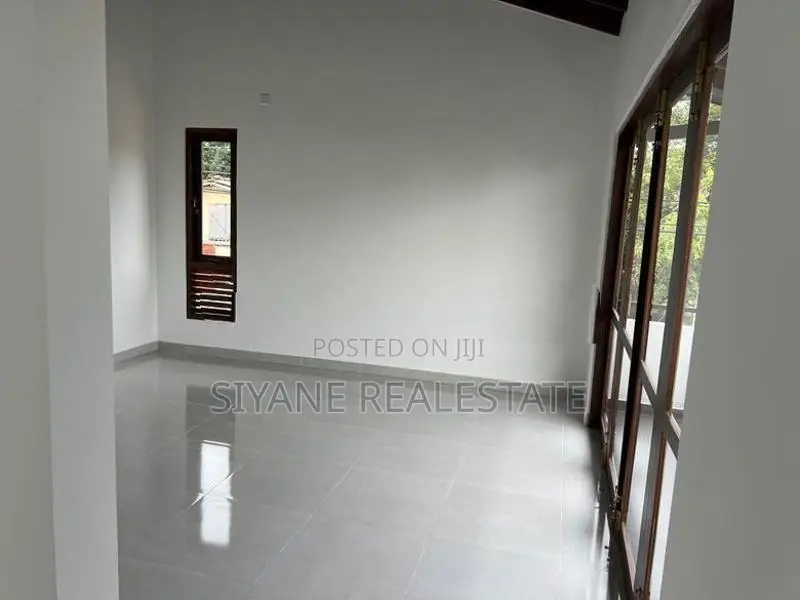 House For Sale Polgasovita