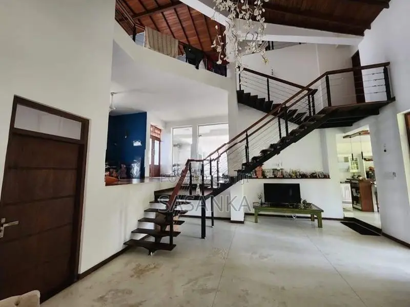 Thalawathugoda Hokandara Three Story Luxury House For sale