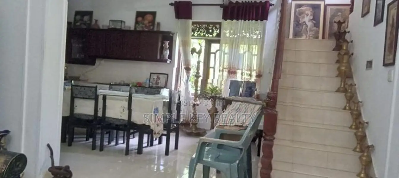 Land with House for sale at Malwatta road Asgiriya, Gampaha