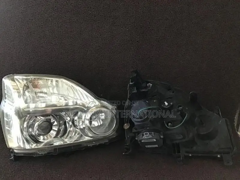 Nissan X Trail Nt31 Head Light Lh/rh