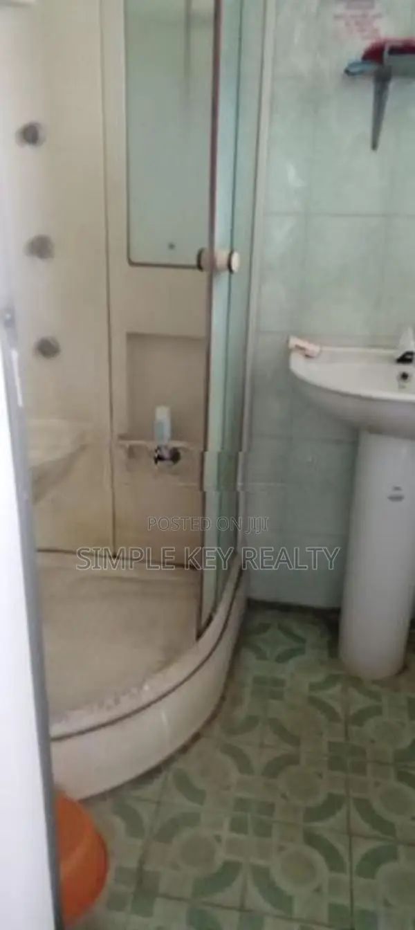 Land with House for sale at Malwatta road Asgiriya, Gampaha