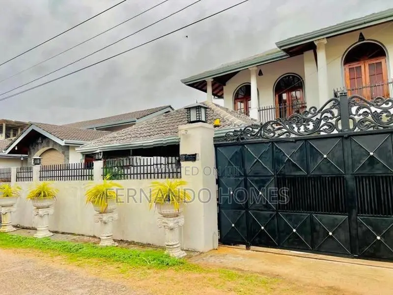 Solid 4 BR Fully Furnished Luxury Upstairs House For Sale In Negombo