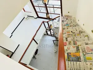 Piliyandala පදින්ච් නොවු අලුත්ම දෙමහල් නිවස