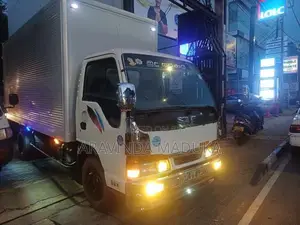 Isuzu Elf 250 14.5ft 2000