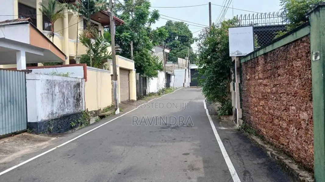 Land for sale in Kalubowila