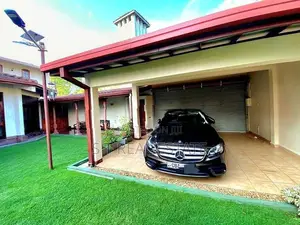 Two Storey House for Sale in Colombo 06