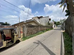 30 Perches Residential Land for Sale Close to Main Road Dehiwala