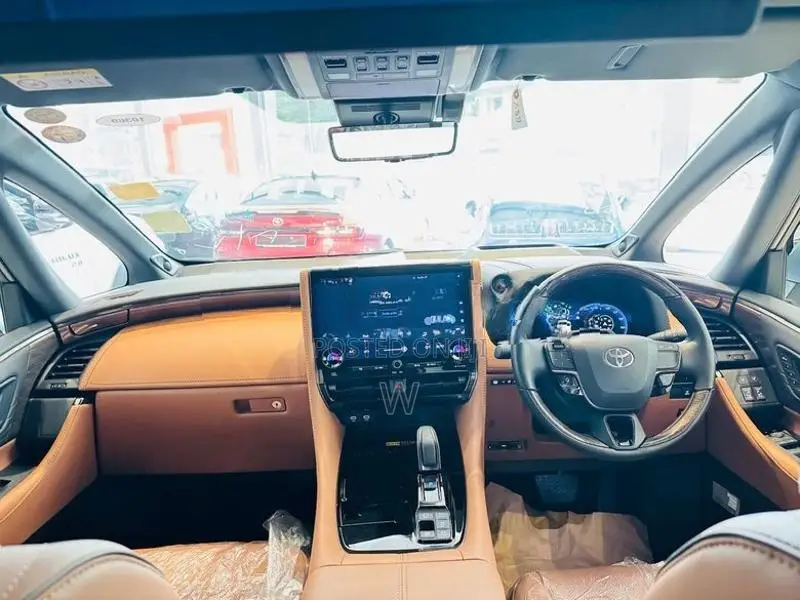 Toyota Vellfire Executive Lounge 2025
