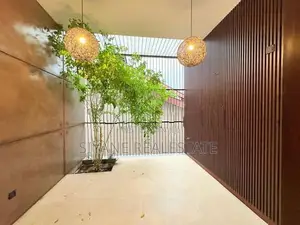 Elegant House For Sale Thalawathugoda, Kalalgoda