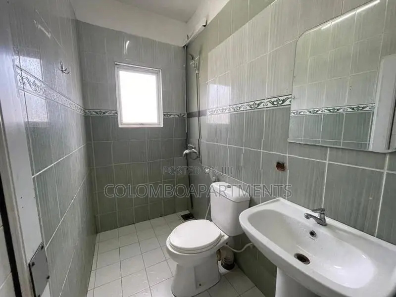 2-BHK Fully Furnished Apartment Long-Term Rental in Wellawatta.
