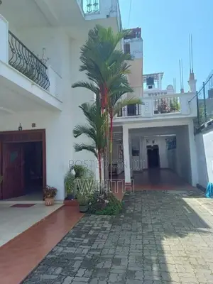 3 Stores House for Sale in Nawala