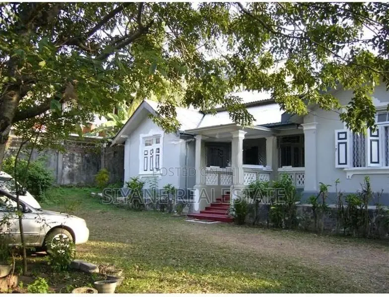 Beautiful Luxury Colonial Bungalow For Sale Nugegoda