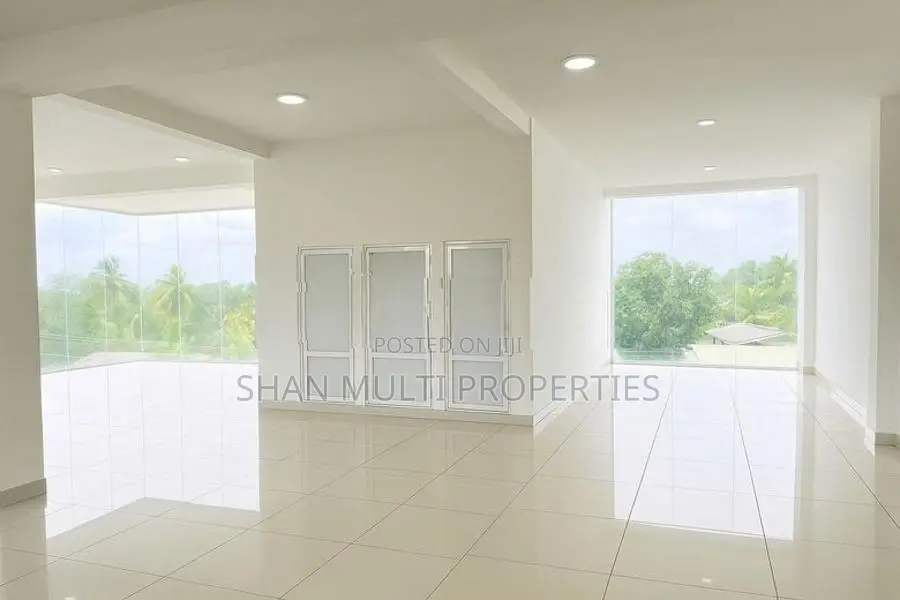 Office Space Rent in Athulugiriya