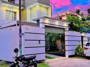 Town Area Negombo High Residential Super Luxurious Modern House For Sa