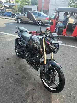 Bajaj Pulsar N160 2025