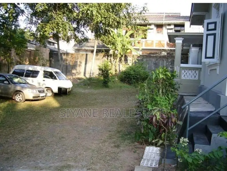Beautiful Luxury Colonial Bungalow For Sale Nugegoda