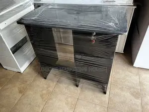 32x19” Melamine Mini Office Table