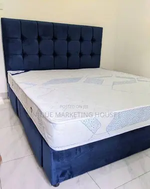 Modern Cusion Beds