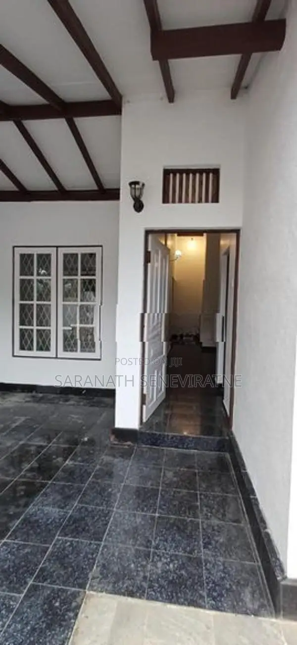 House For Sale in Athurugiriya Millenium City Complex